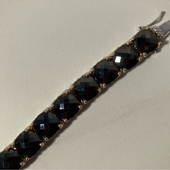 Vintage original Park Lane Signature bracelet in Jet black. - Picture 2 of 4